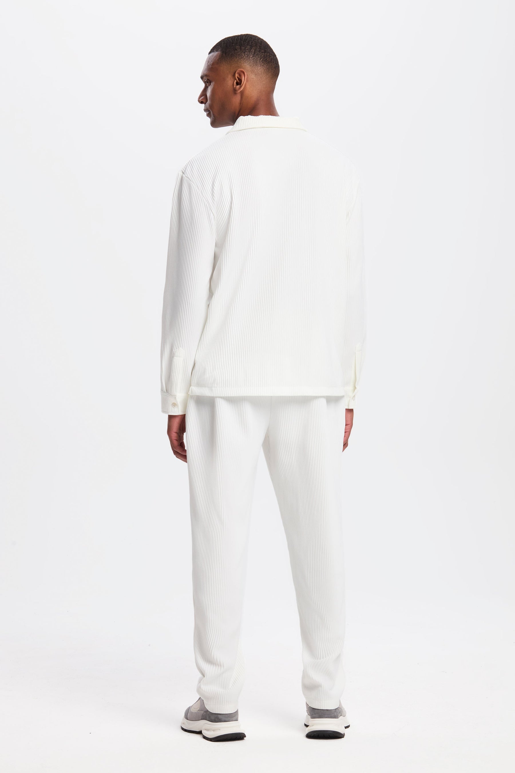 THE PLEATED LS SHIRT