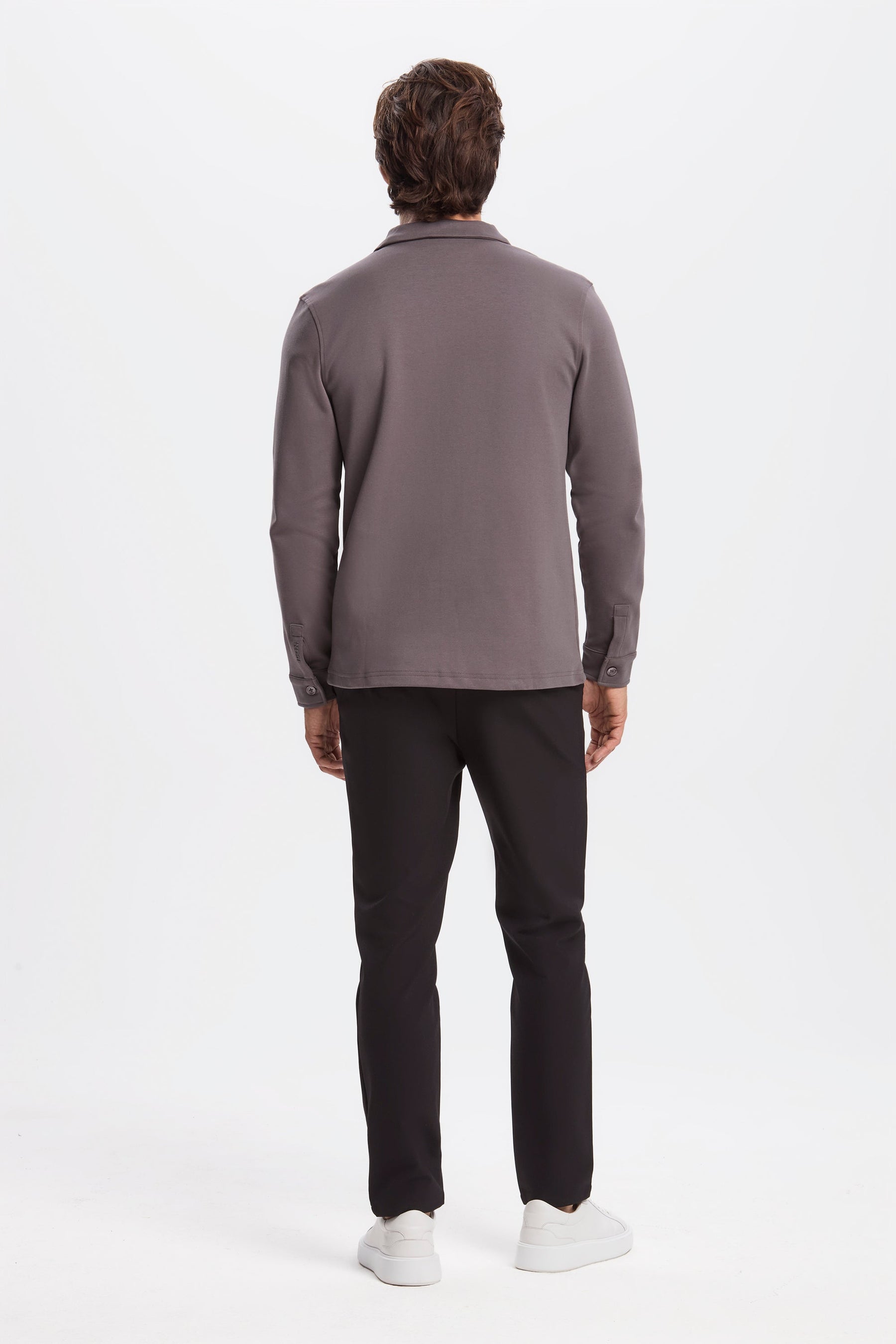 THE ATHLETIC OVERSHIRT