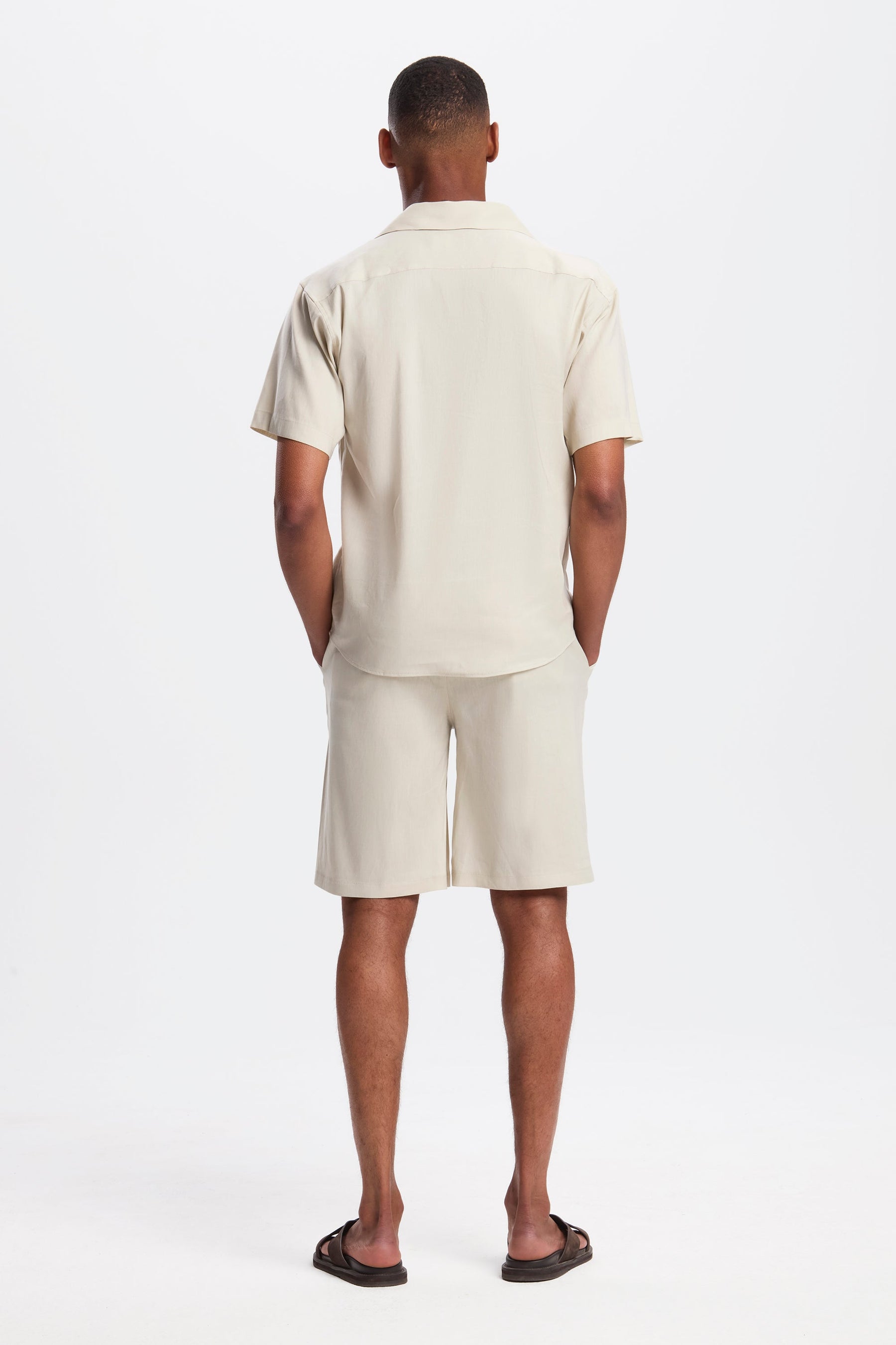THE LINEN SHORTS