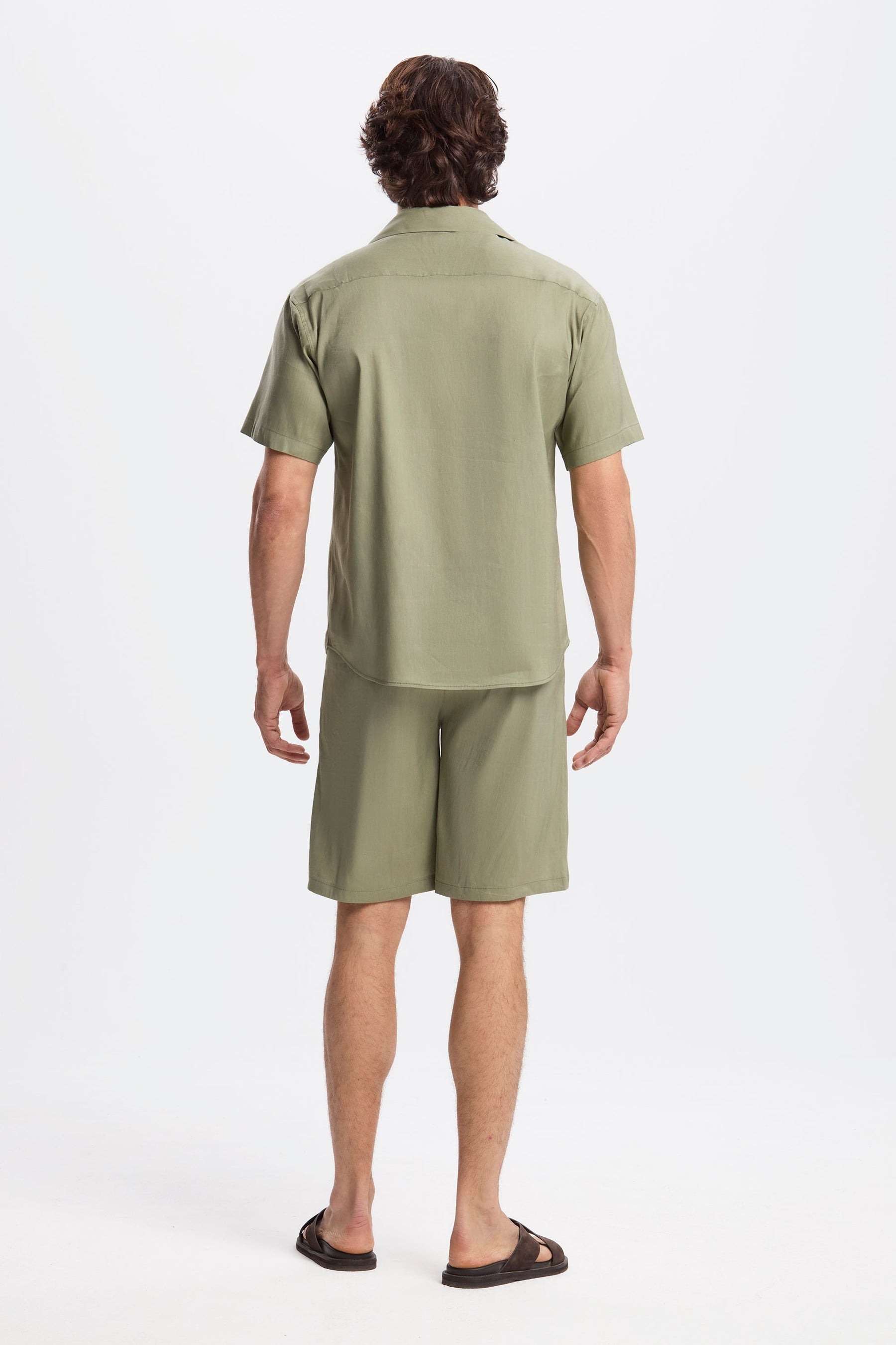 THE LINEN SHORTS