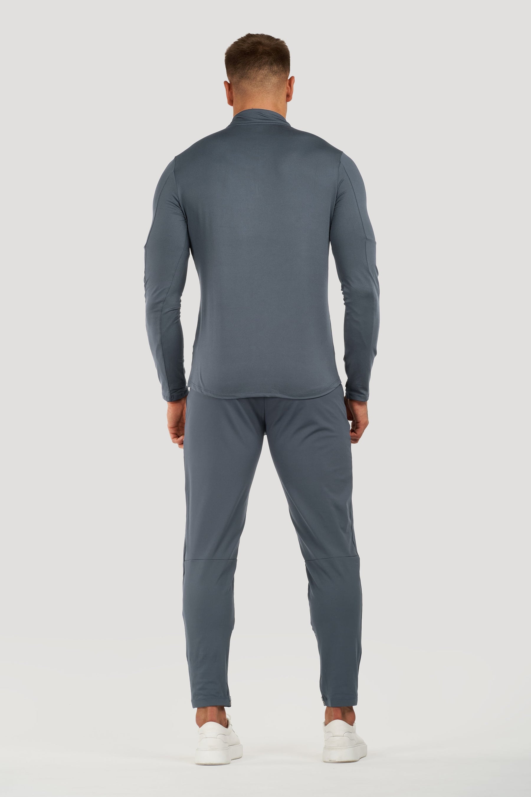 THE ICON ACTIVE HALF ZIP