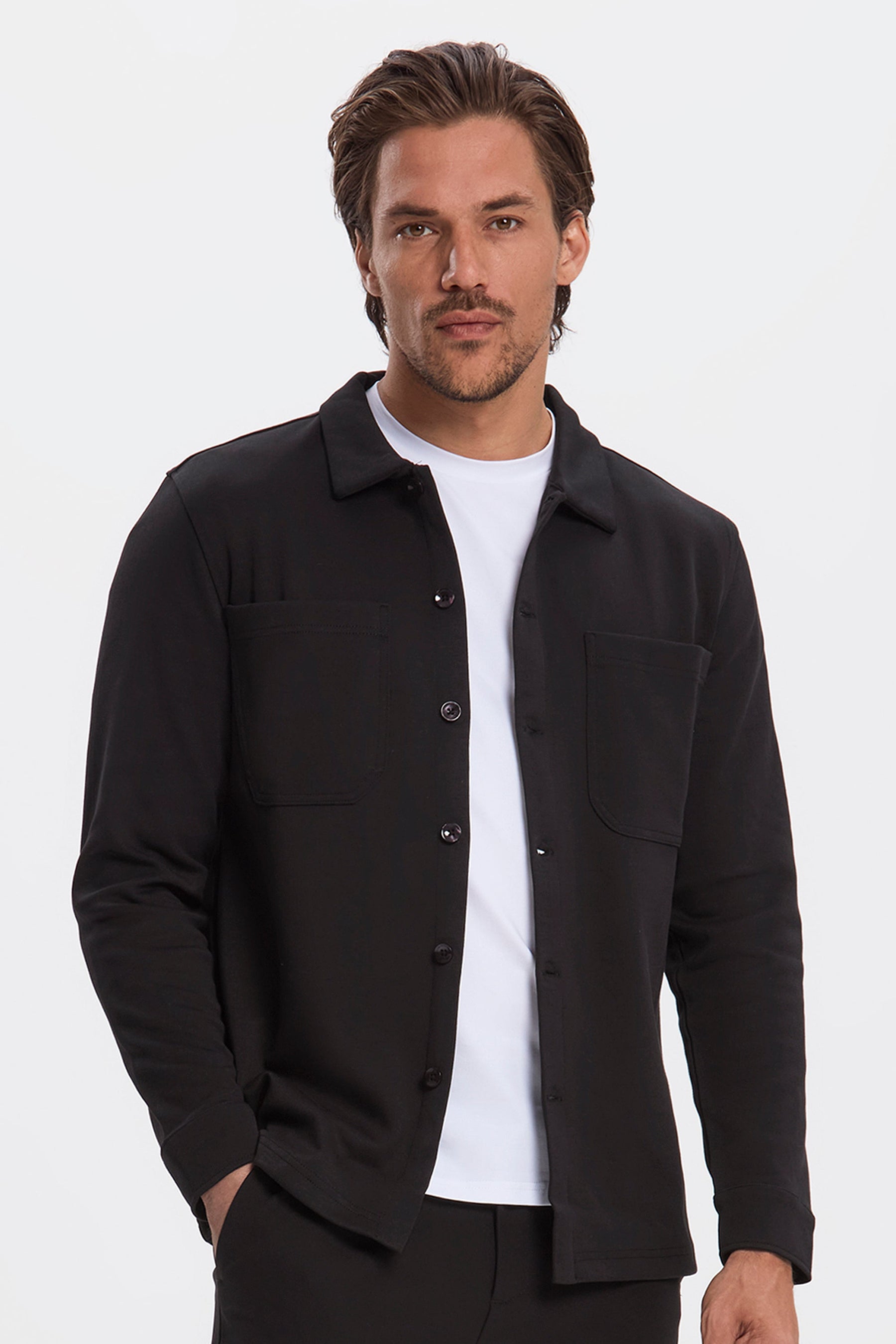 THE ATHLETIC OVERSHIRT