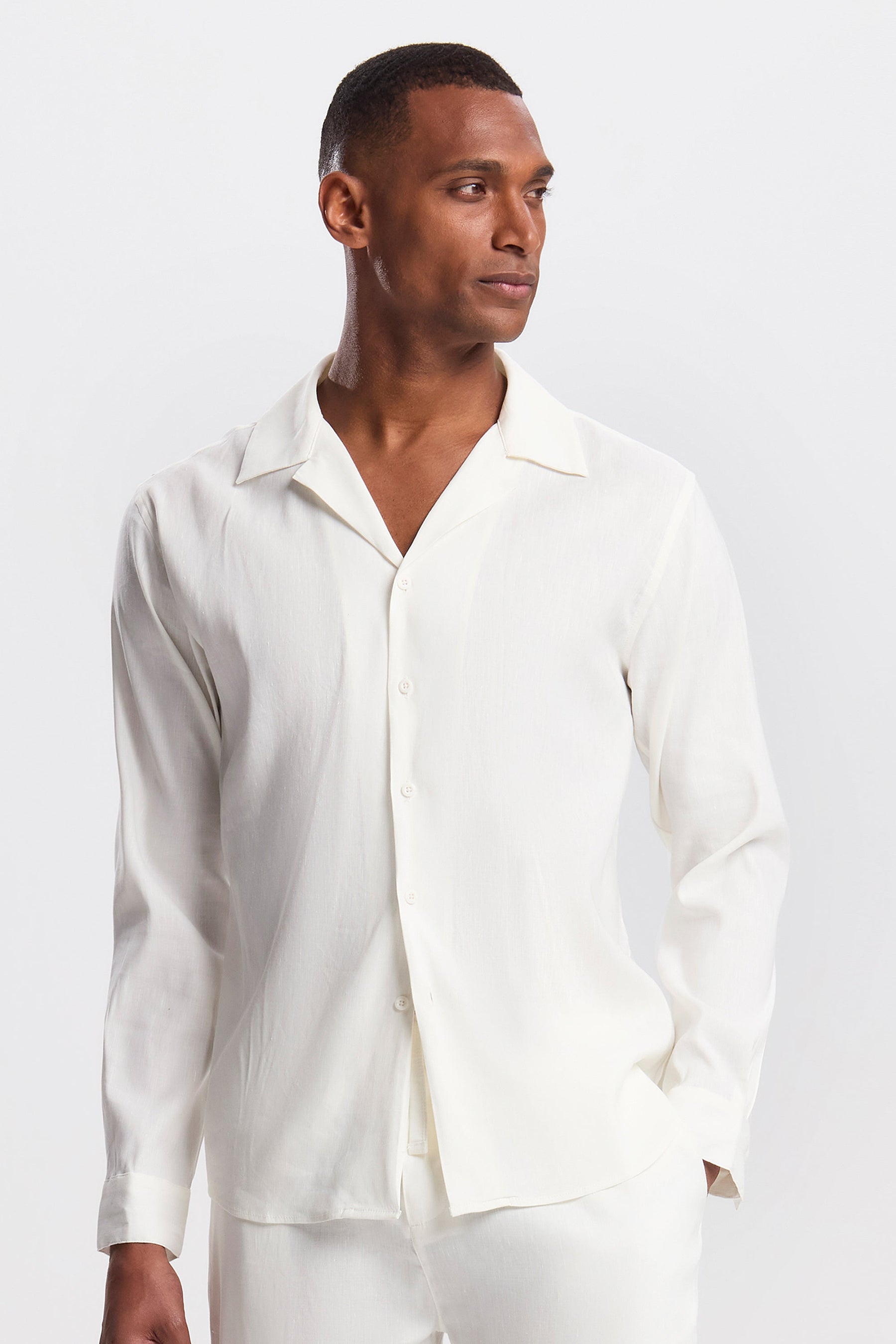 THE LINEN LS SHIRT