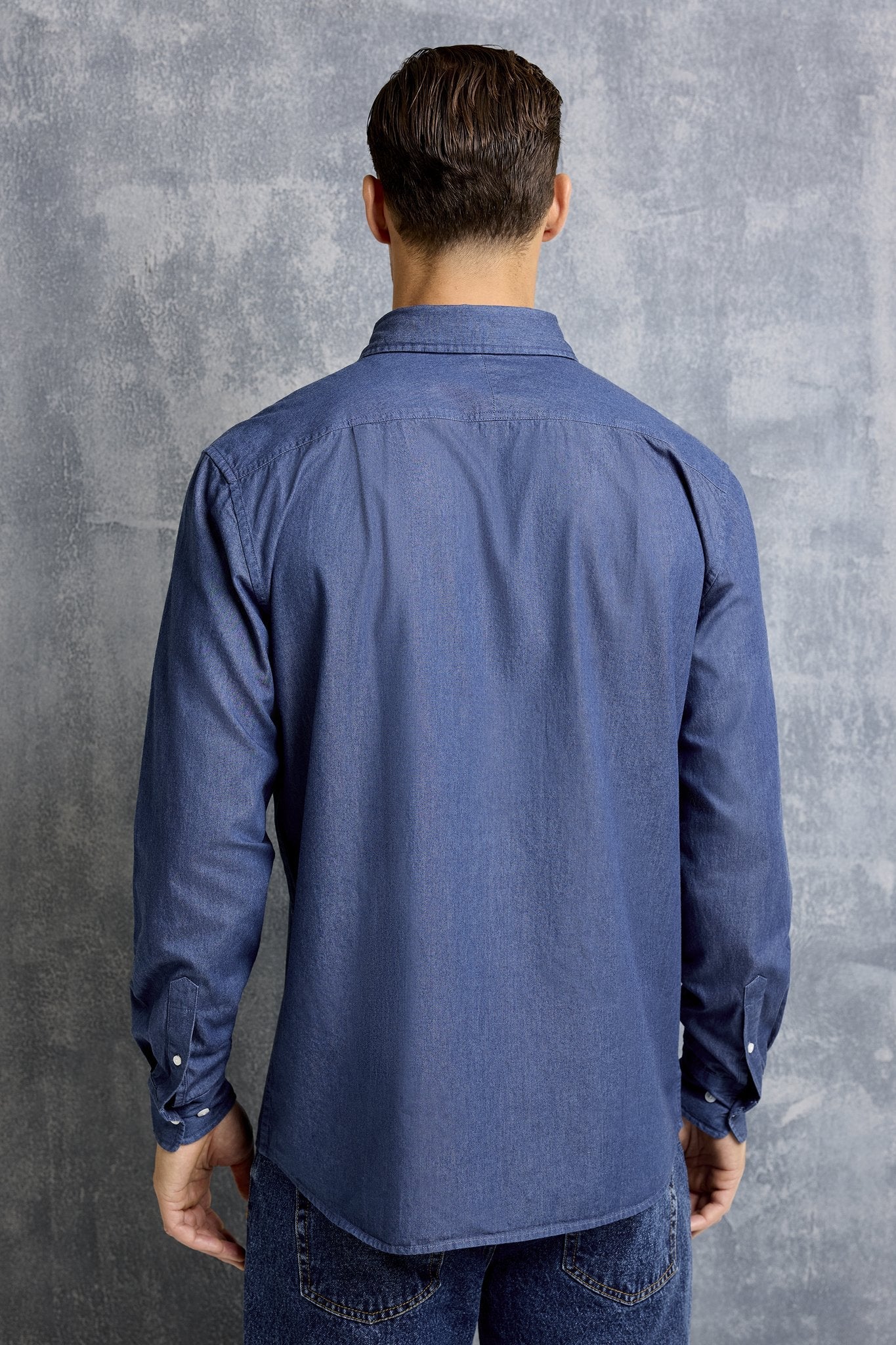 MULTI-PACK: THE CARLO CHAMBRAY SHIRT