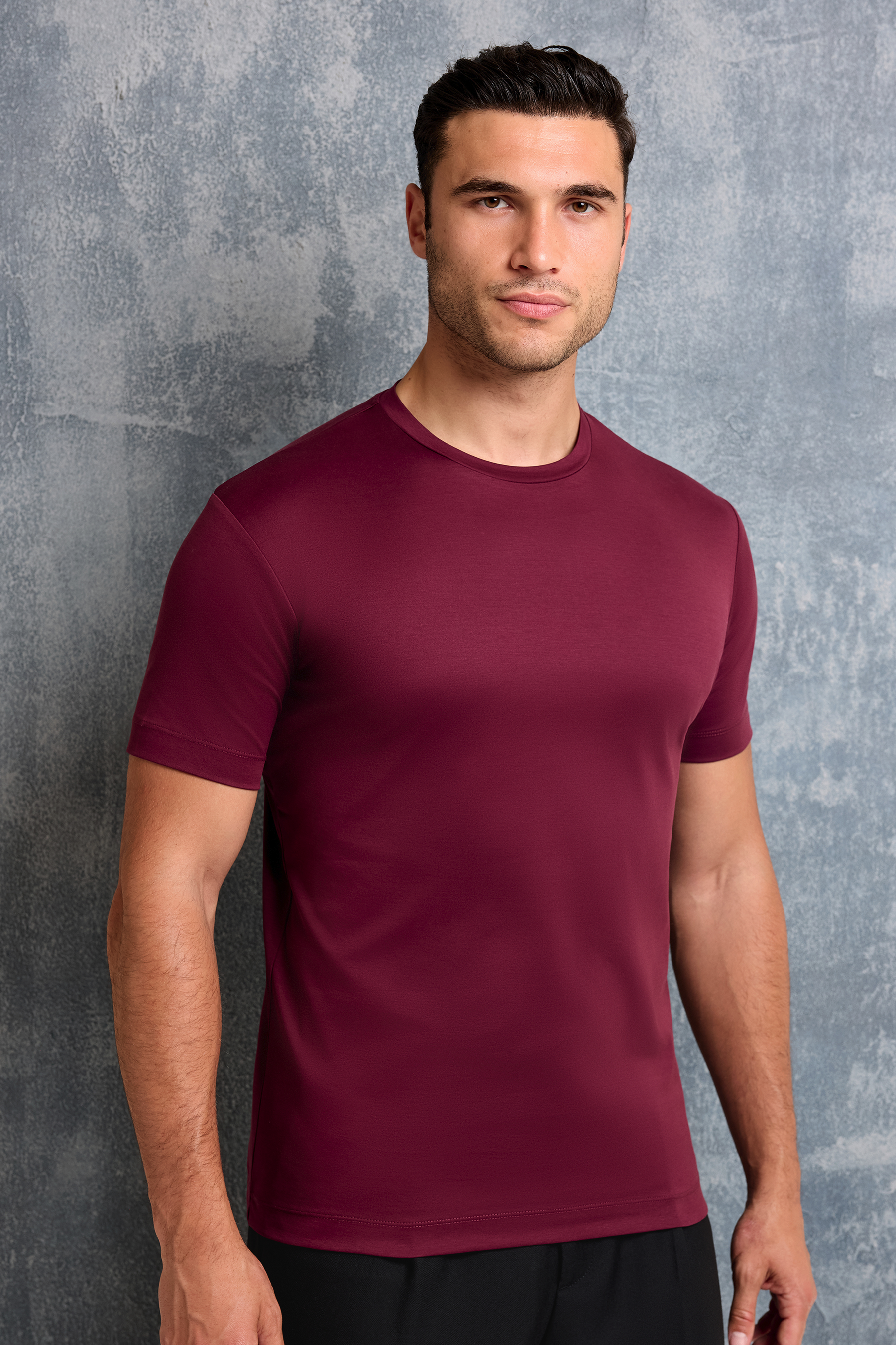 THE DESIO SLIM T-SHIRT