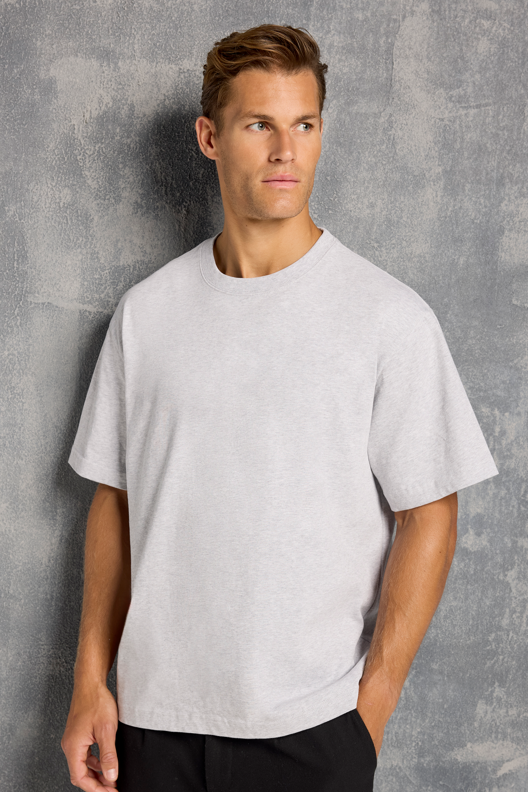 THE OSCAR RELAXED T-SHIRT