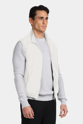 THE TRAVEL BODY WARMER