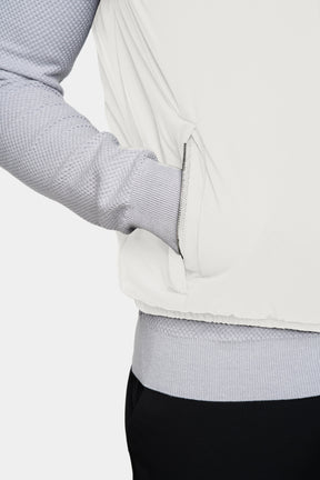 THE TRAVEL BODY WARMER