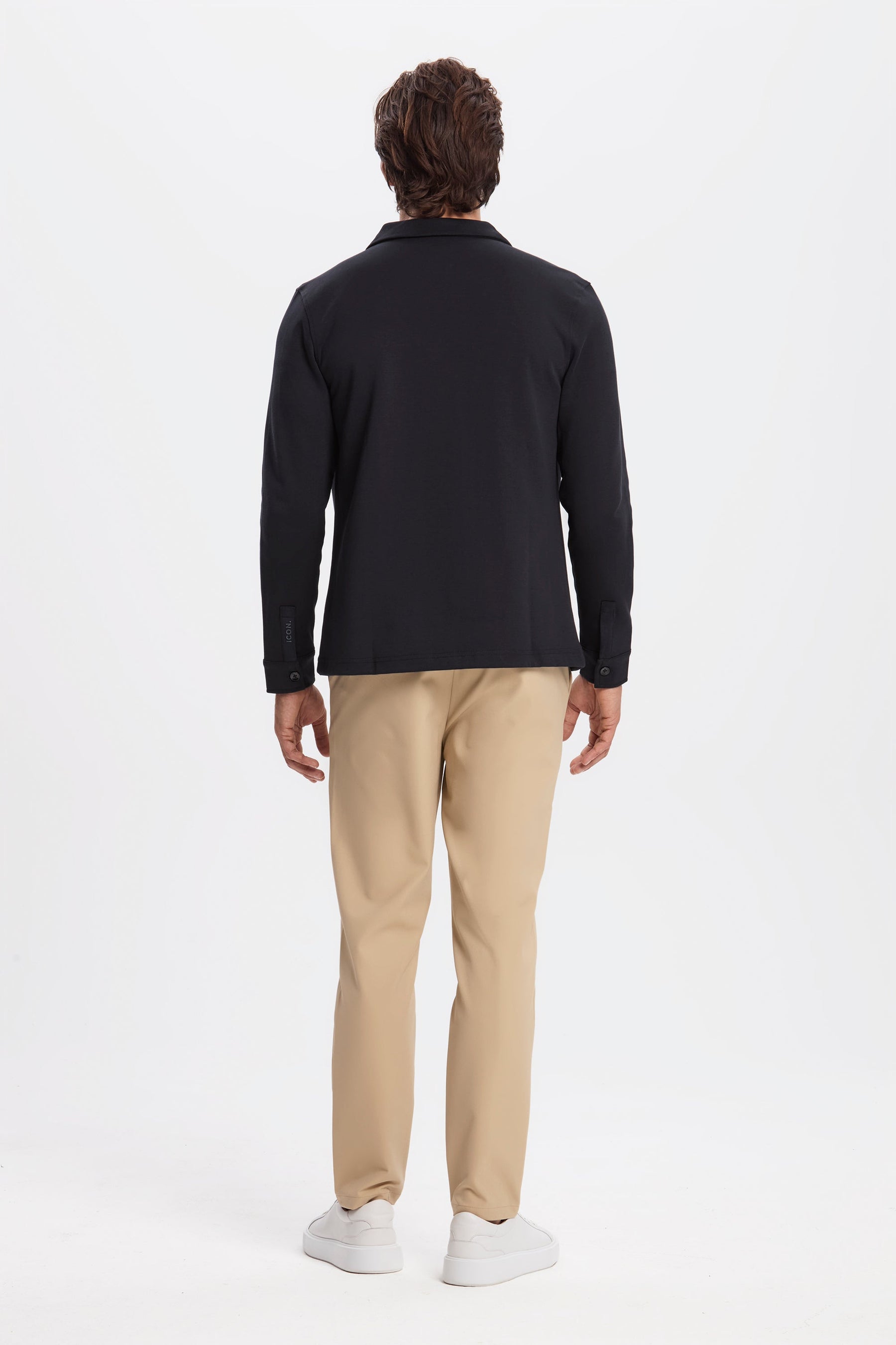 THE ATHLETIC OVERSHIRT