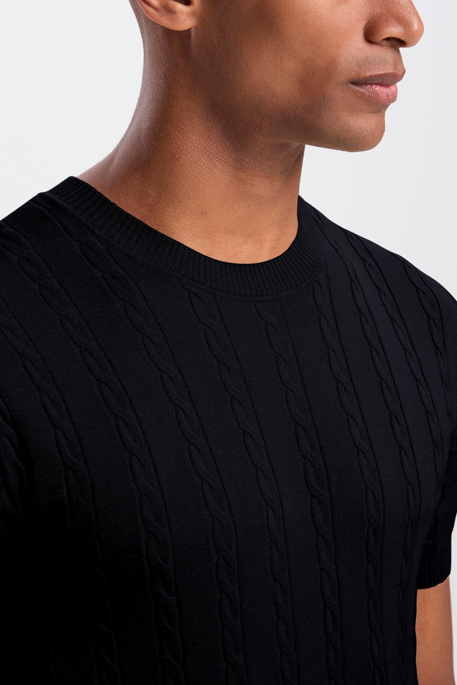 THE CABLE SHORT SLEEVE T-SHIRT - Black