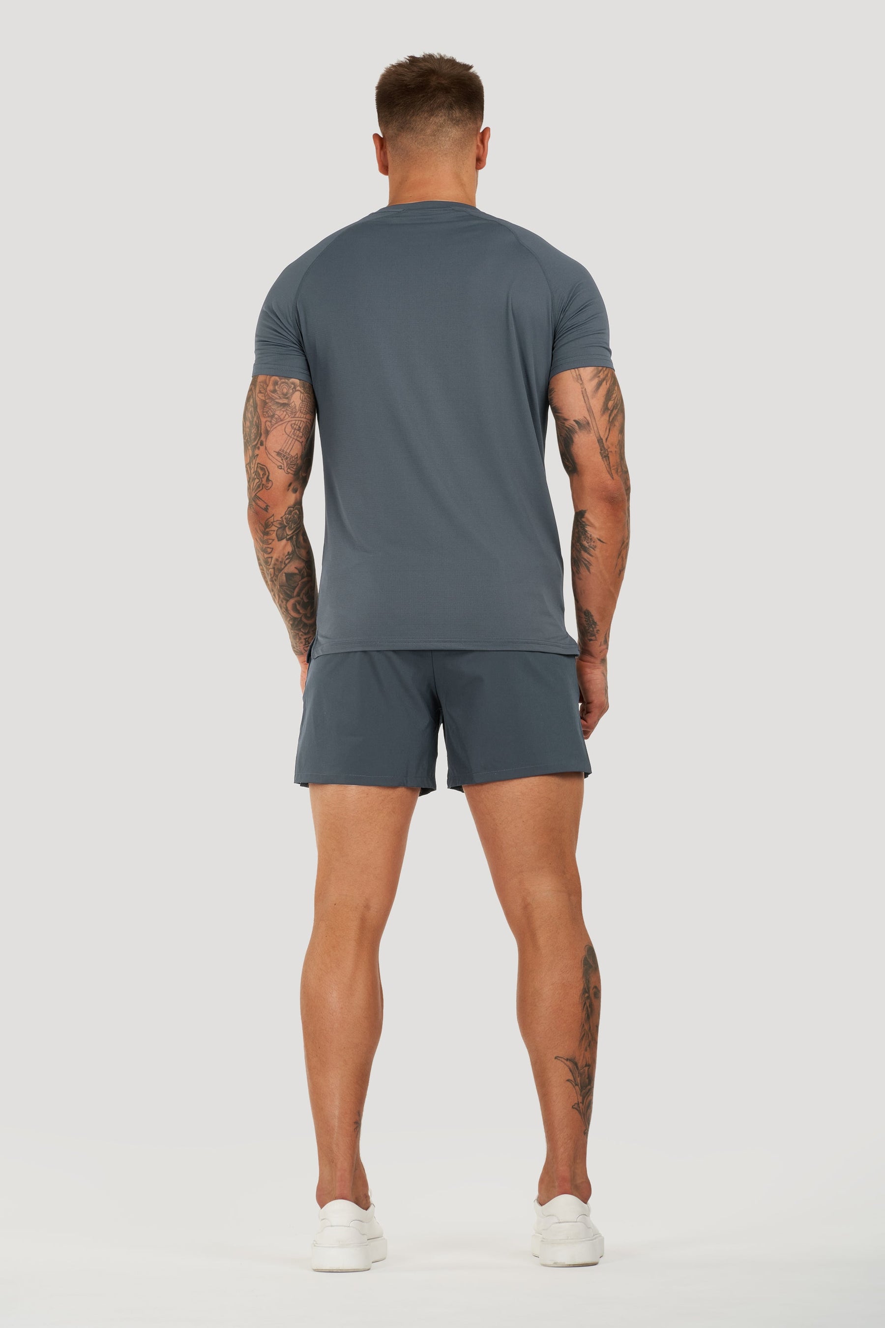 THE ICON ACTIVE T-SHIRT