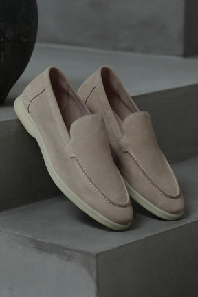 THE CLASSIC SUEDE LOAFER